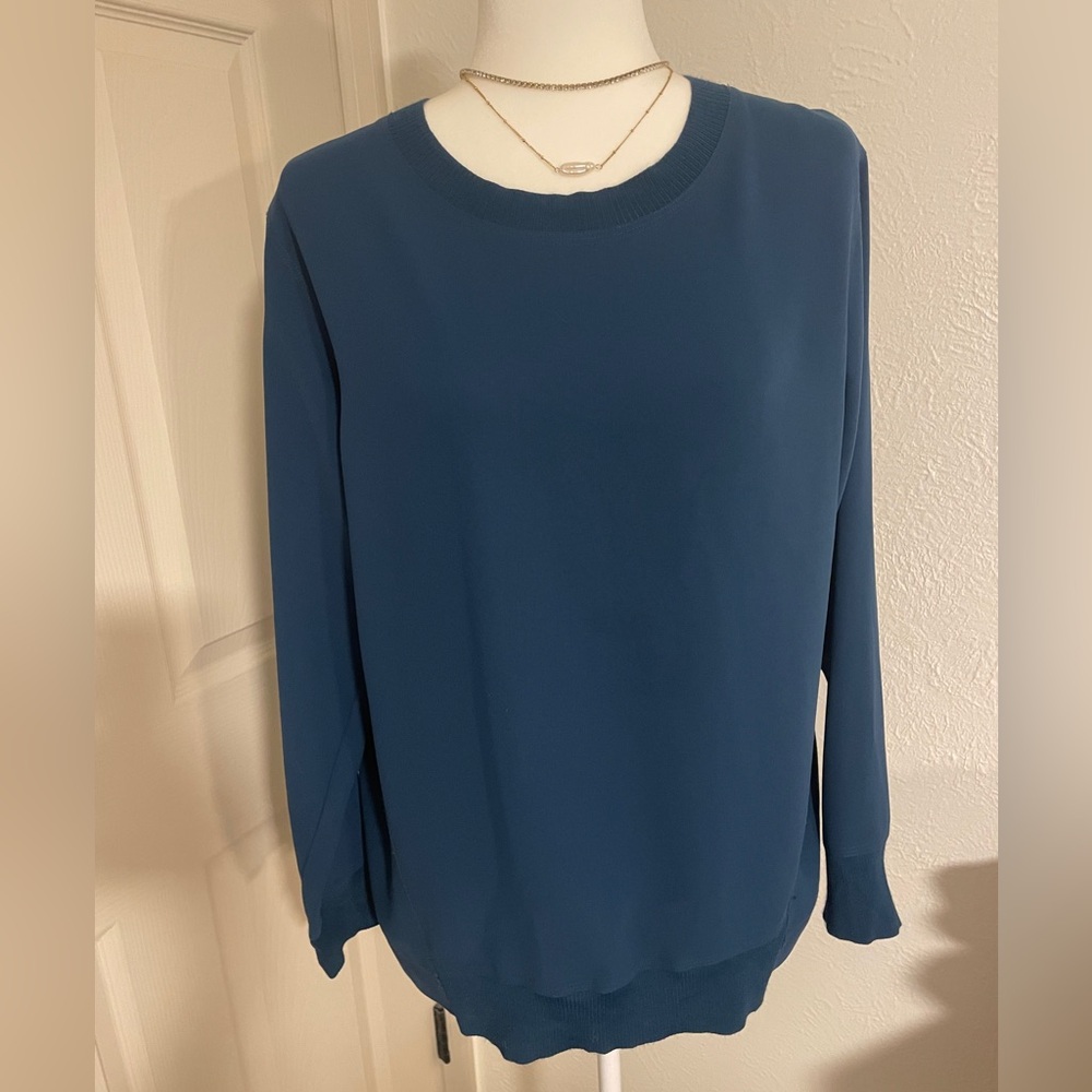 Vince Classic Navy Blue Women's Tunic